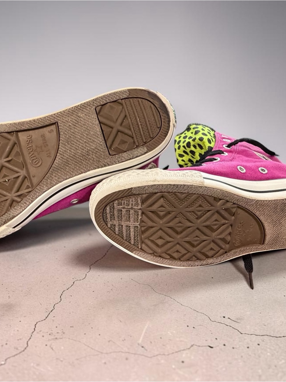 Converse All Star High-Top Sneakers in Magenta with Green Leopard Lining - Picture 11 of 12